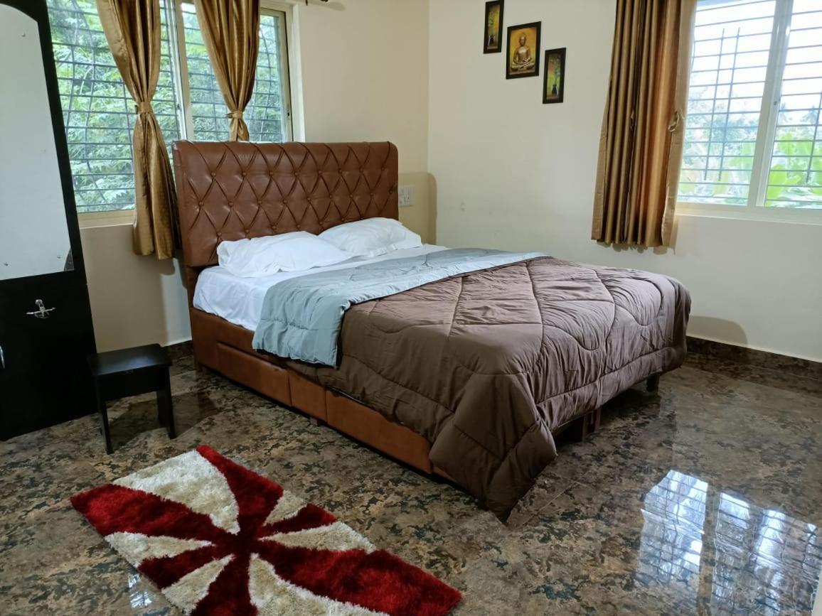 Saptami Hampi Homestay Eksteriør billede
