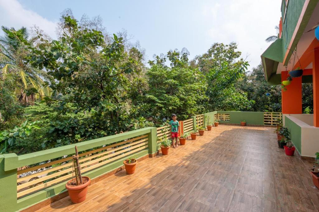 Saptami Hampi Homestay Eksteriør billede
