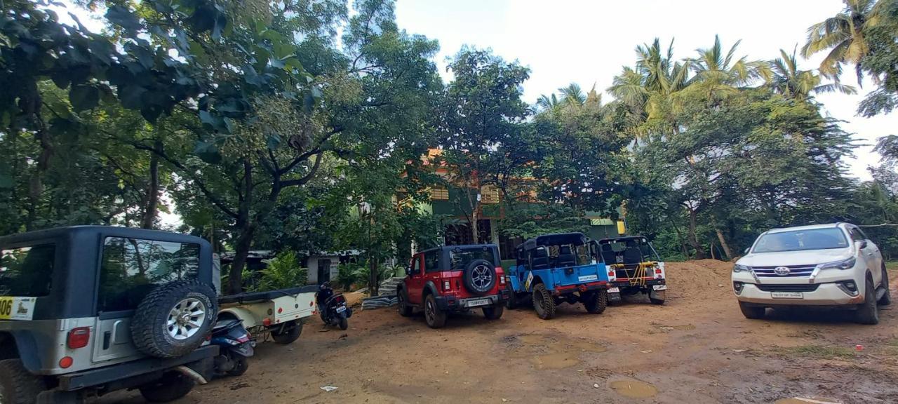 Saptami Hampi Homestay Eksteriør billede