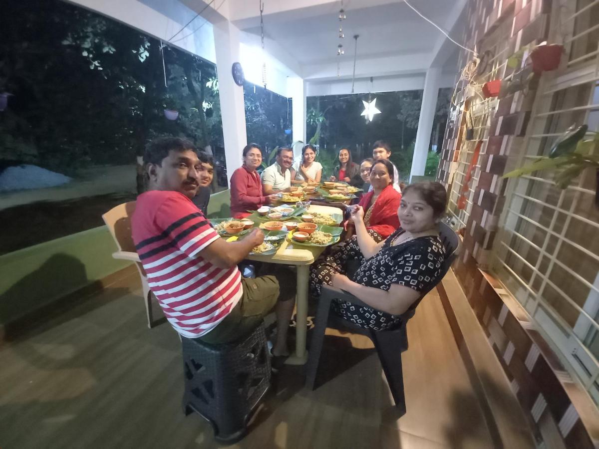 Saptami Hampi Homestay Eksteriør billede
