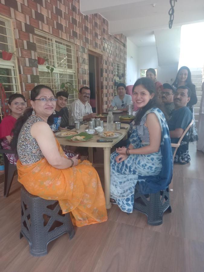 Saptami Hampi Homestay Eksteriør billede